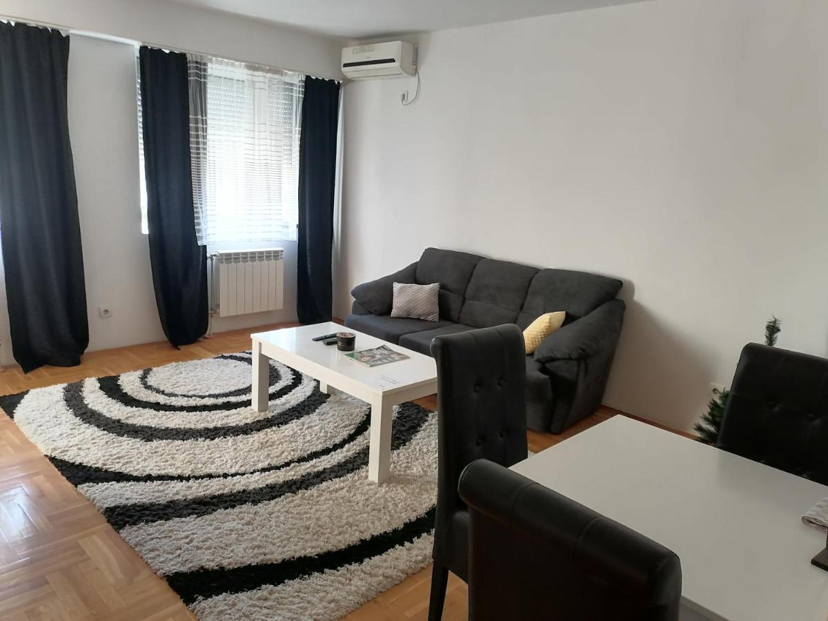 Appartement Centar S à Ni Extérieur photo